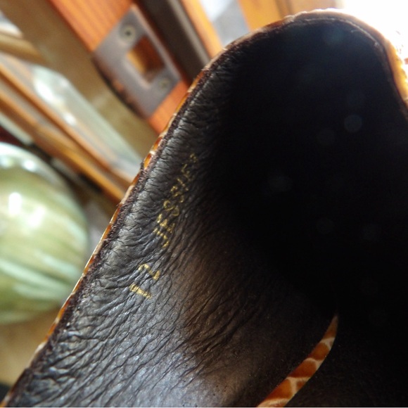 Donald J. Pliner Yellow Snake-Print Pointed Mule with Black Heel - Picture 5 of 5